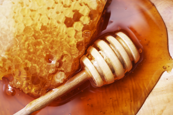 The Health Benefits of Raw Honey: A Superfood for Everyday Wellness